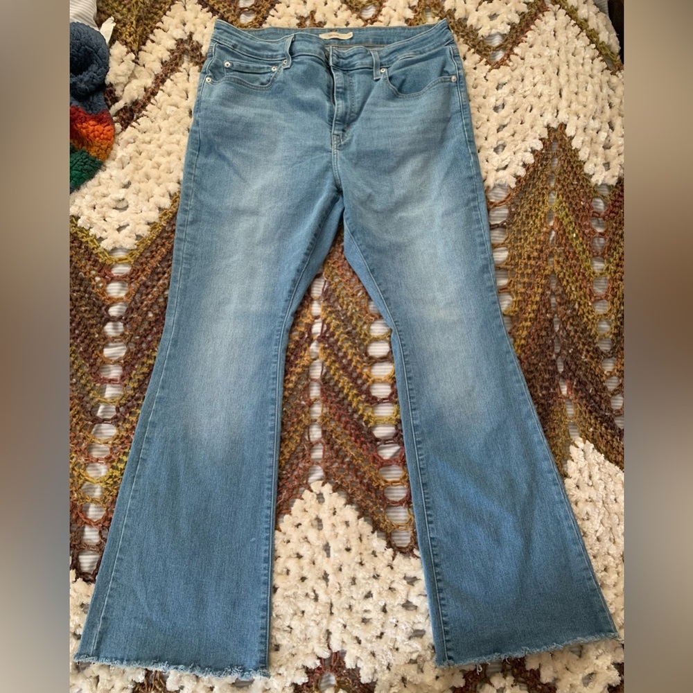 Levi's Flared Jeans